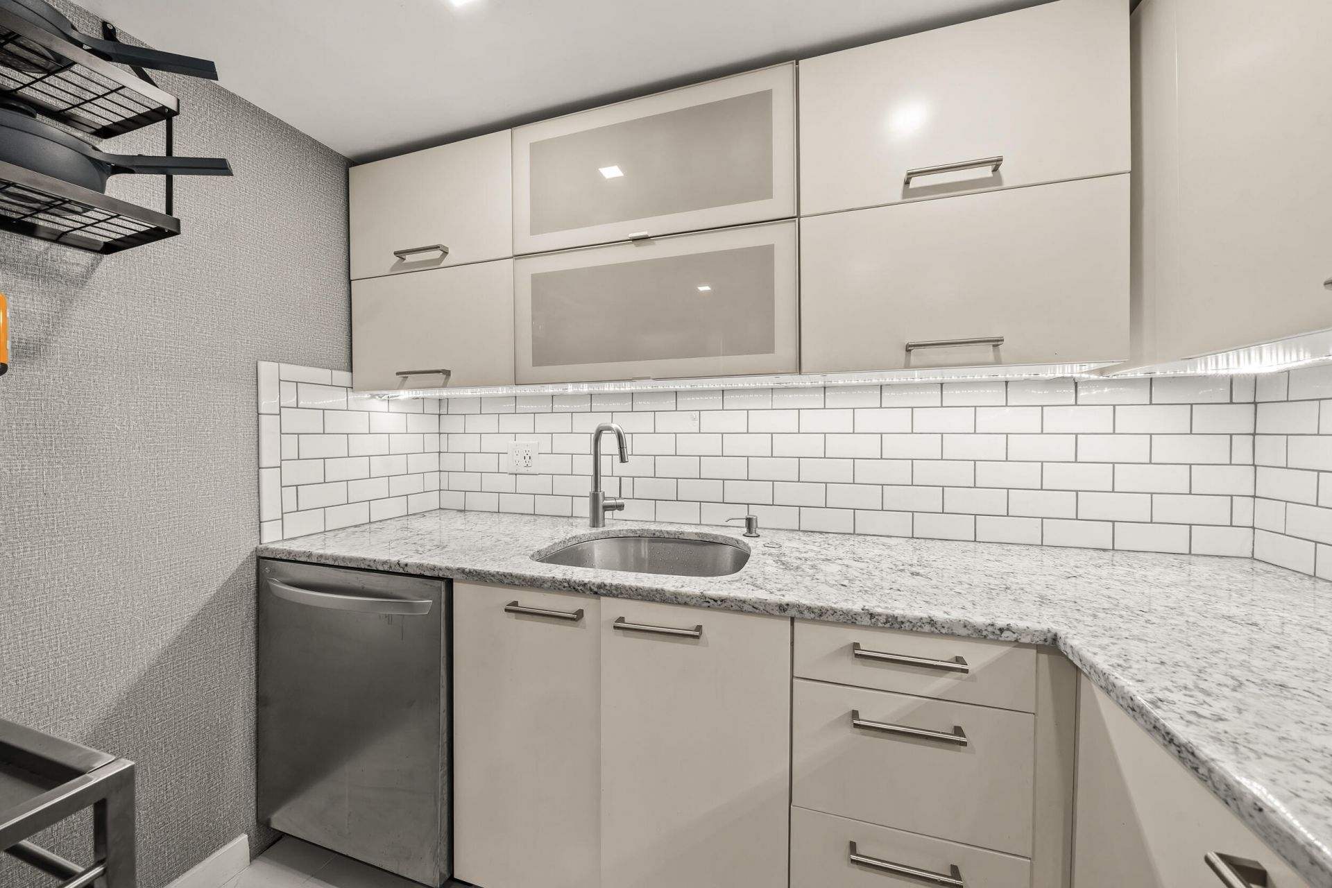336 Golfview Road, Unit 614, North Palm Beach, FL 33408 Photo