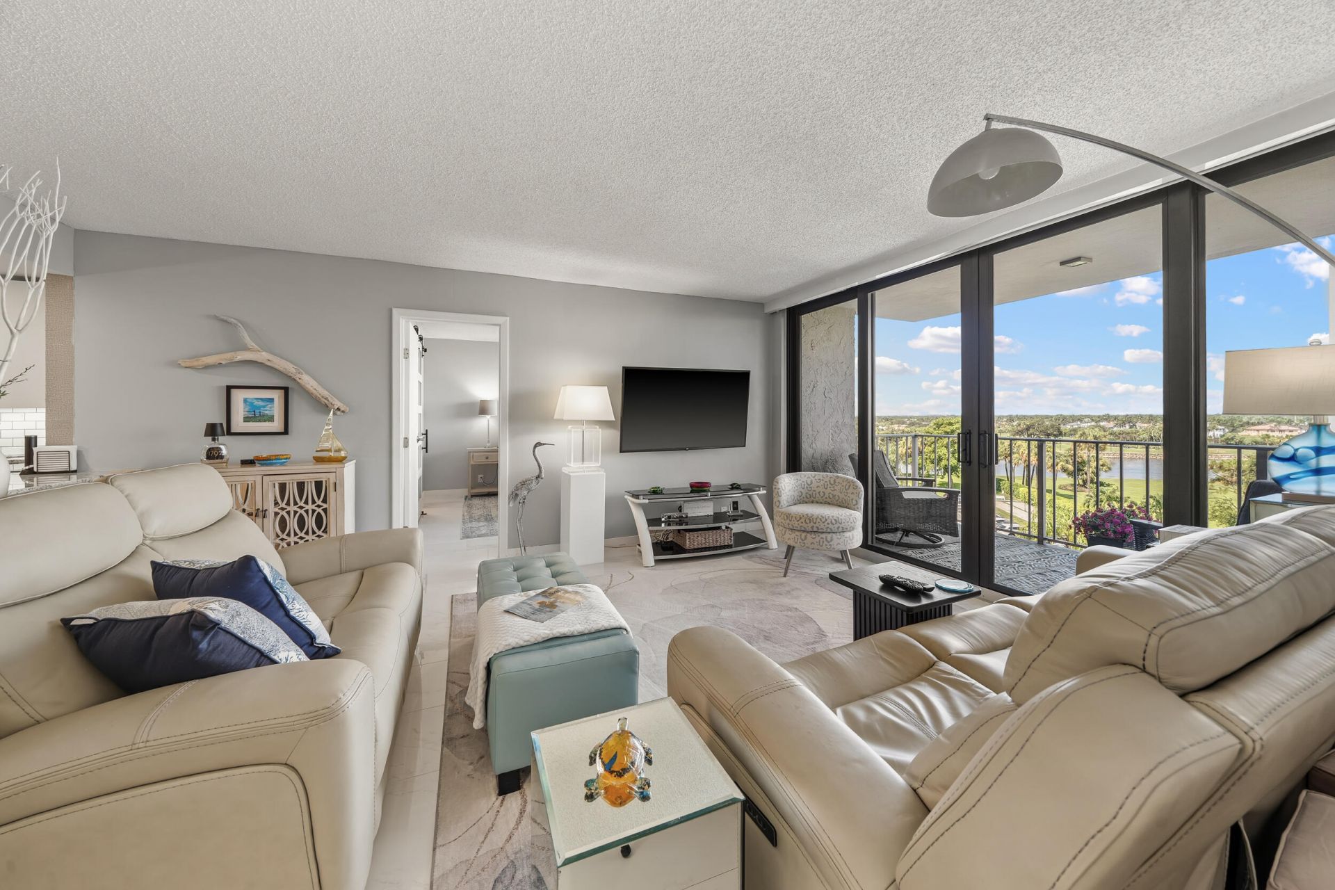 336 Golfview Road, Unit 614, North Palm Beach, FL 33408 Photo