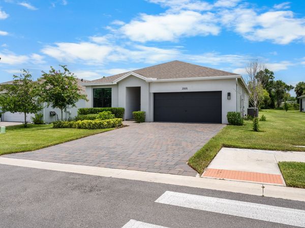 2005 NE Ocean Dunes Drive, Jensen Beach, FL 34957