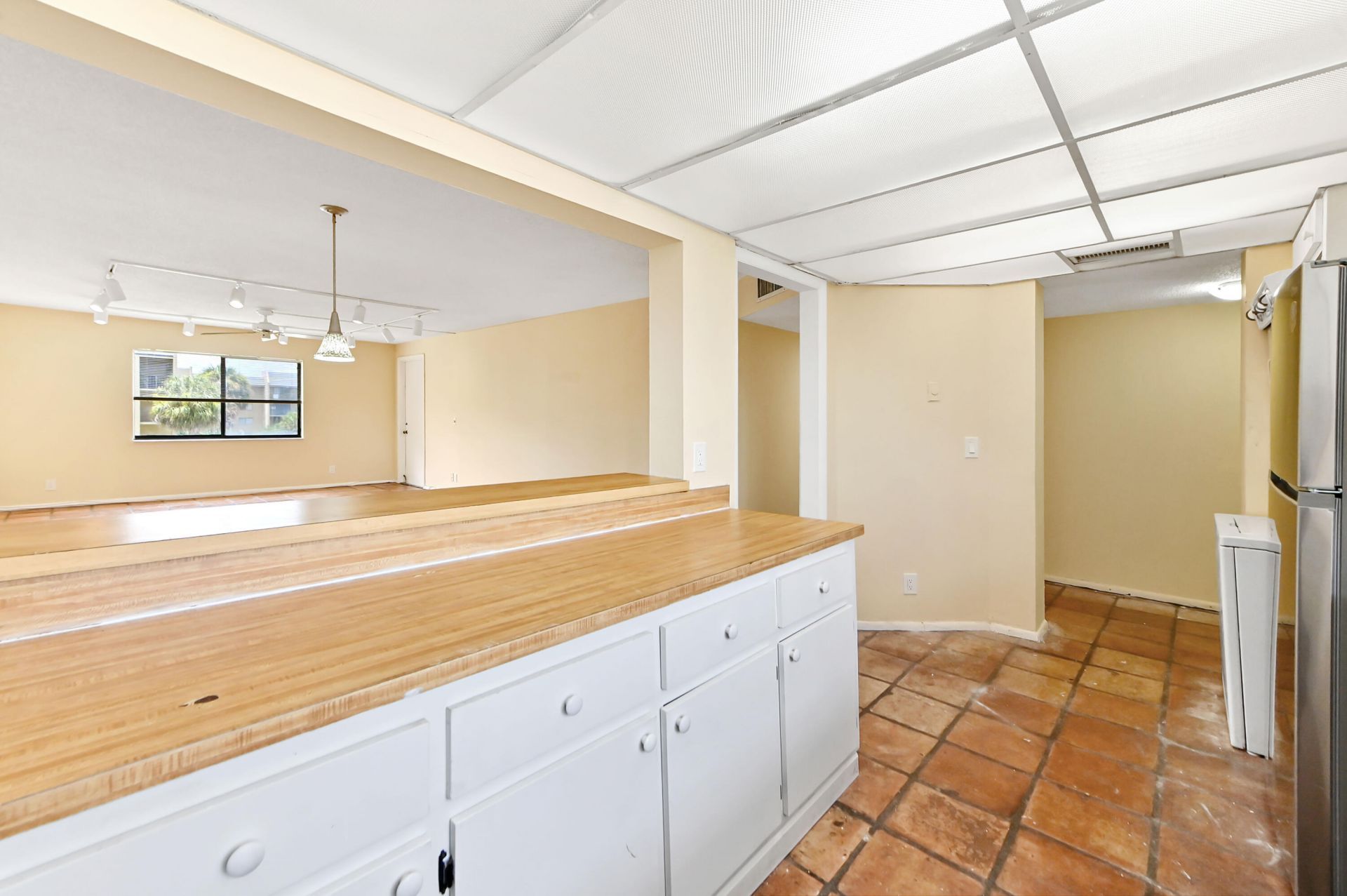 2820 Tennis Club Drive, Unit 401, West Palm Beach, FL 33417 Photo