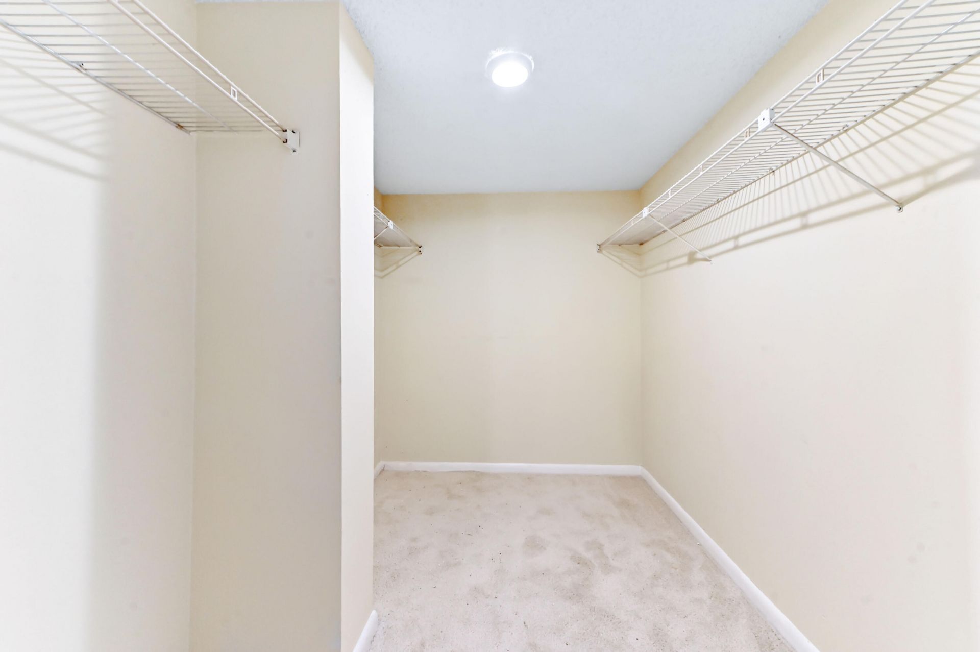 2820 Tennis Club Drive, Unit 401, West Palm Beach, FL 33417 Photo
