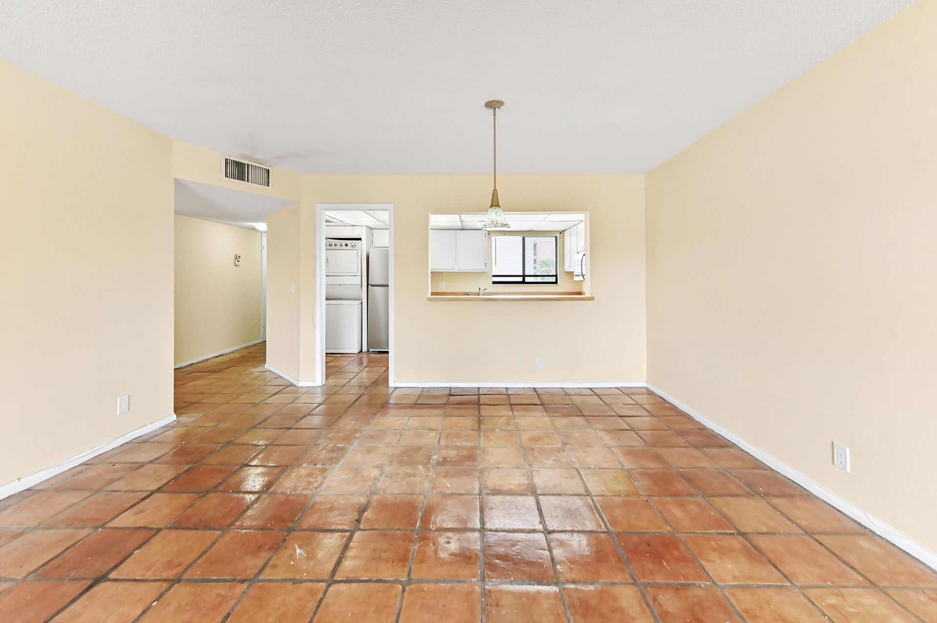 2820 Tennis Club Drive, Unit 401, West Palm Beach, FL 33417 Photo