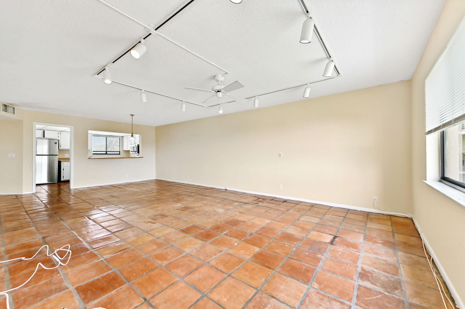 2820 Tennis Club Drive, Unit 401, West Palm Beach, FL 33417 Photo