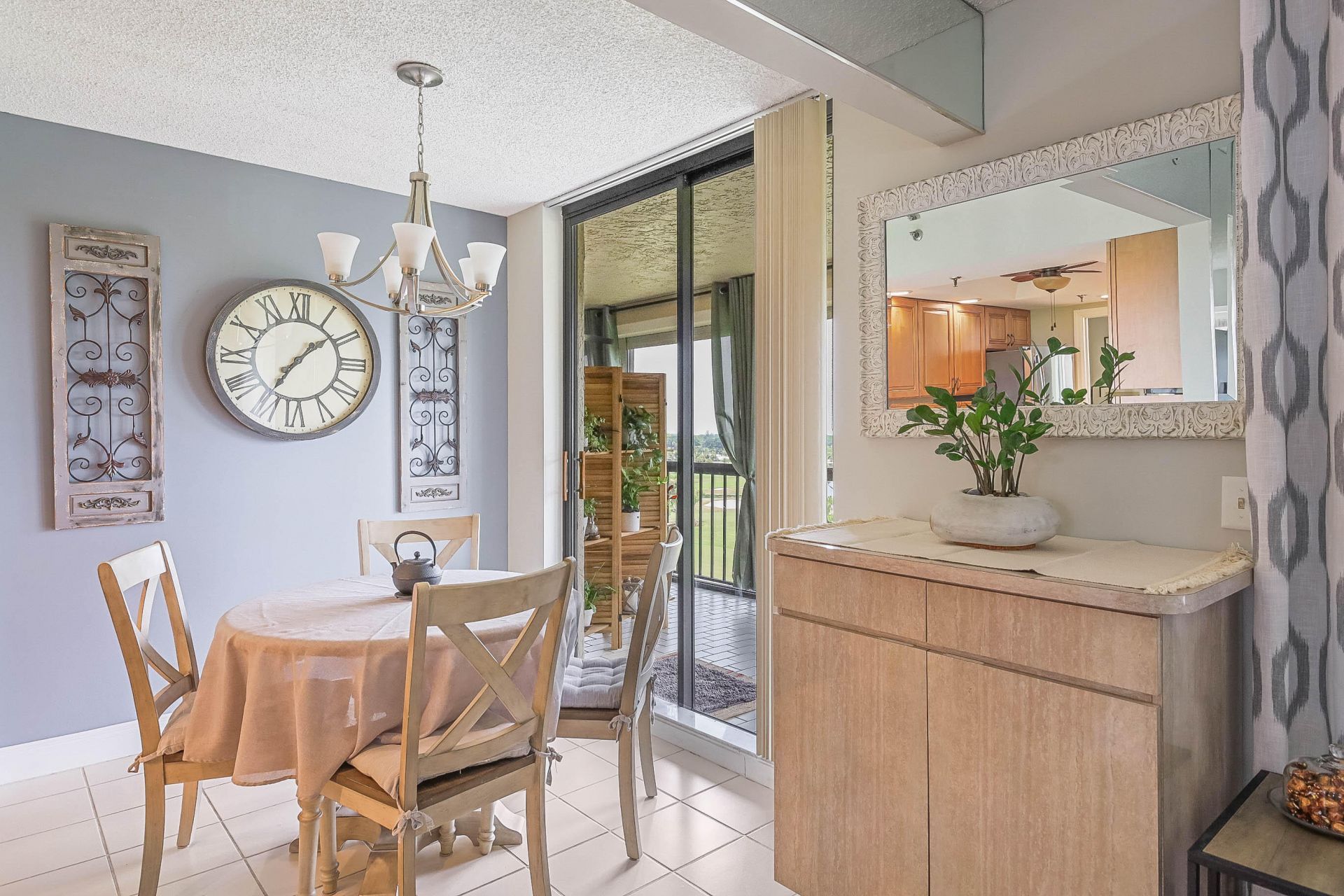 5279 S Fountains Drive S, Unit 703, Lake Worth, FL 33467 Photo