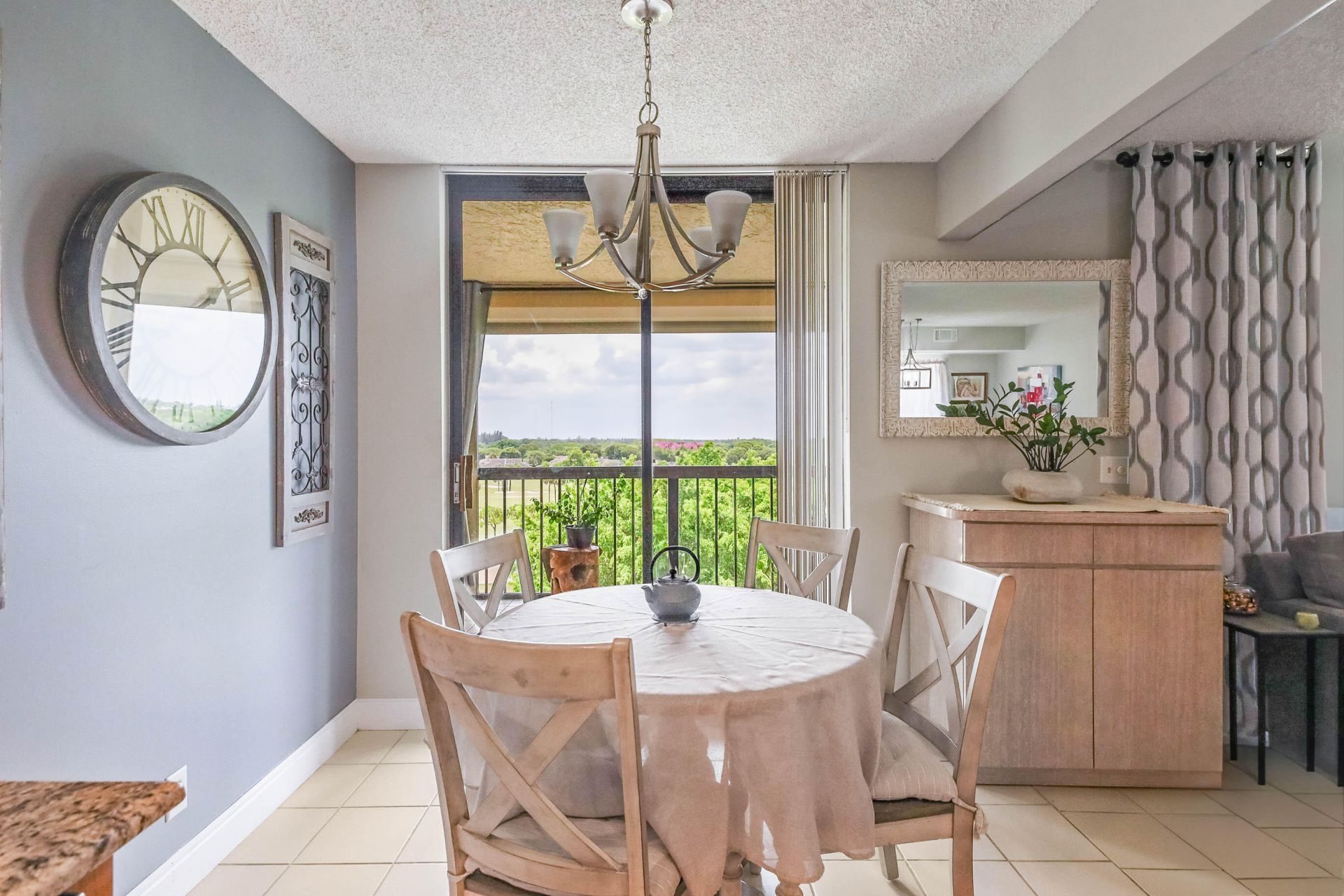 5279 S Fountains Drive S, Unit 703, Lake Worth, FL 33467 Photo