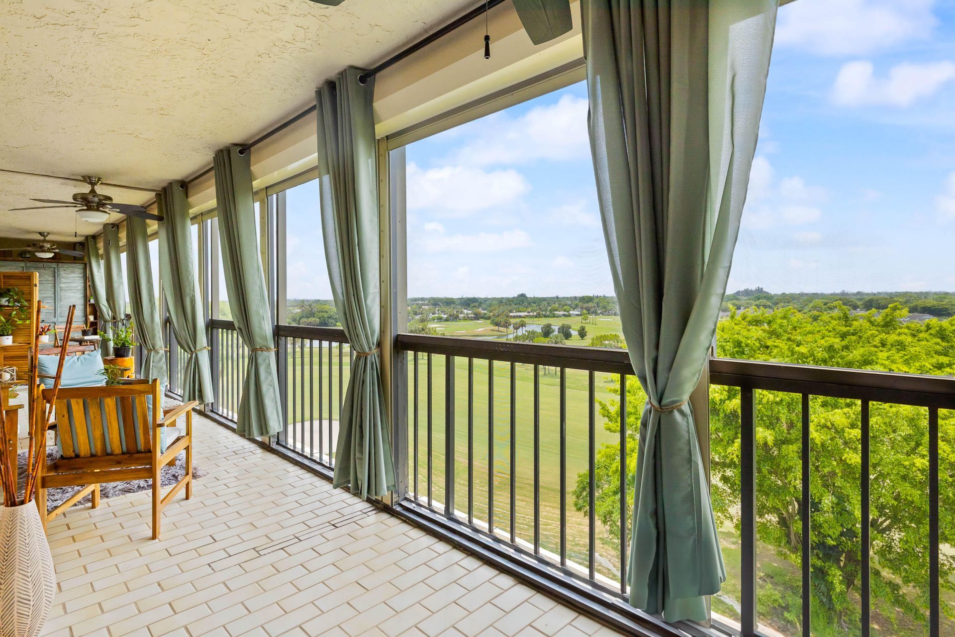 5279 S Fountains Drive S, Unit 703, Lake Worth, FL 33467 Photo
