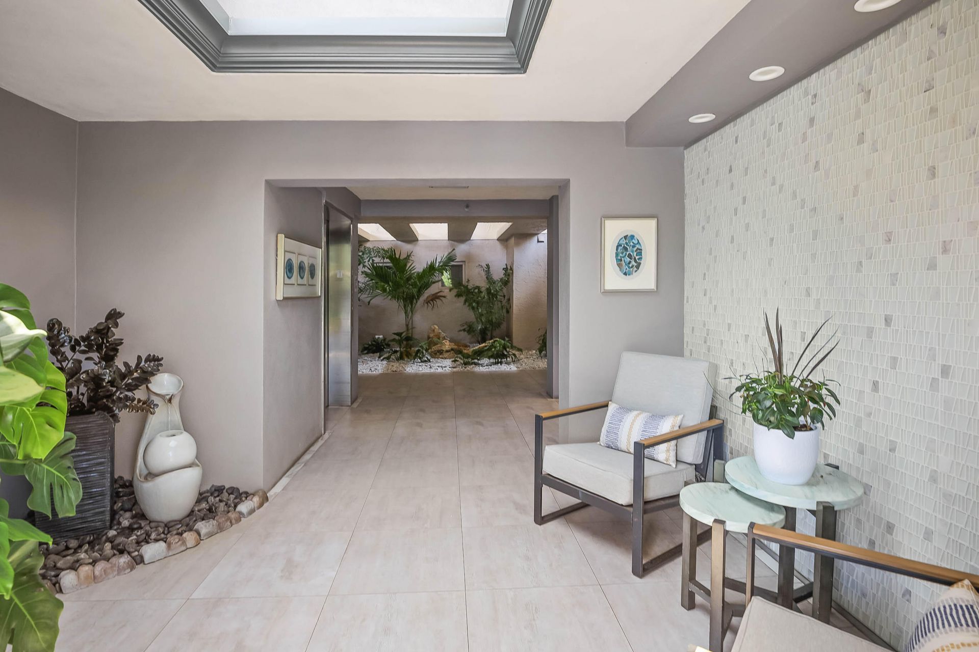 5279 S Fountains Drive S, Unit 703, Lake Worth, FL 33467 Photo