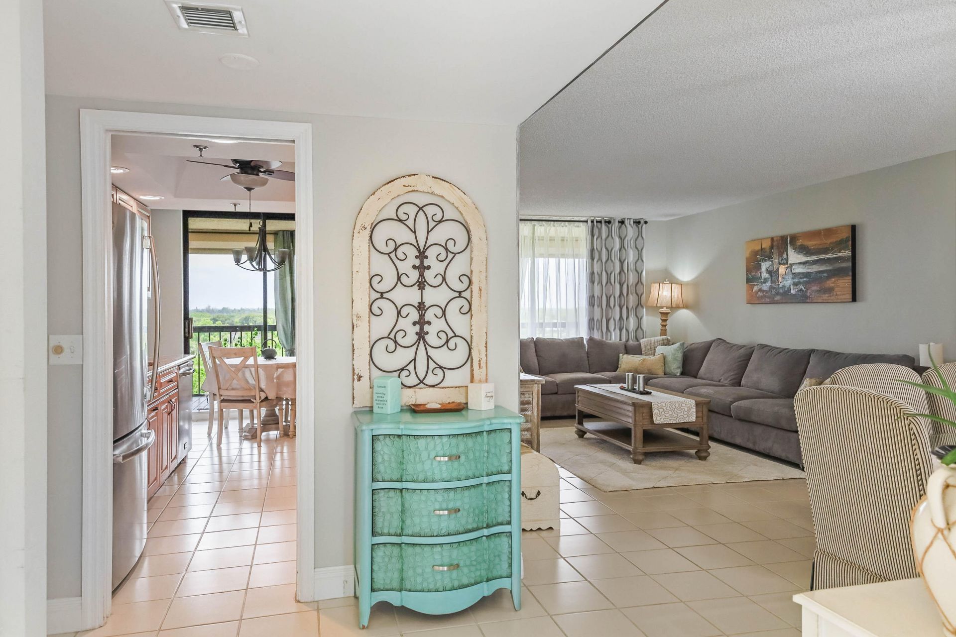 5279 S Fountains Drive S, Unit 703, Lake Worth, FL 33467 Photo