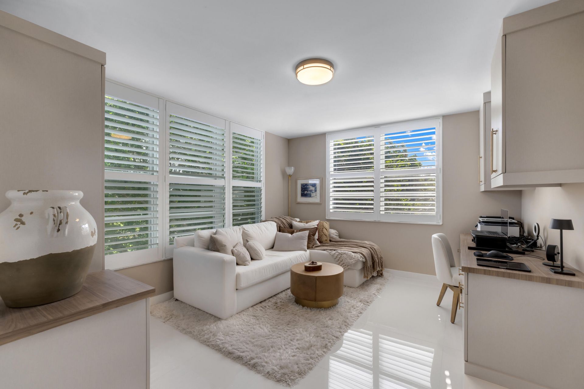 3930 Oaks Clubhouse Drive, Unit 401, Pompano Beach, FL 33069 Photo