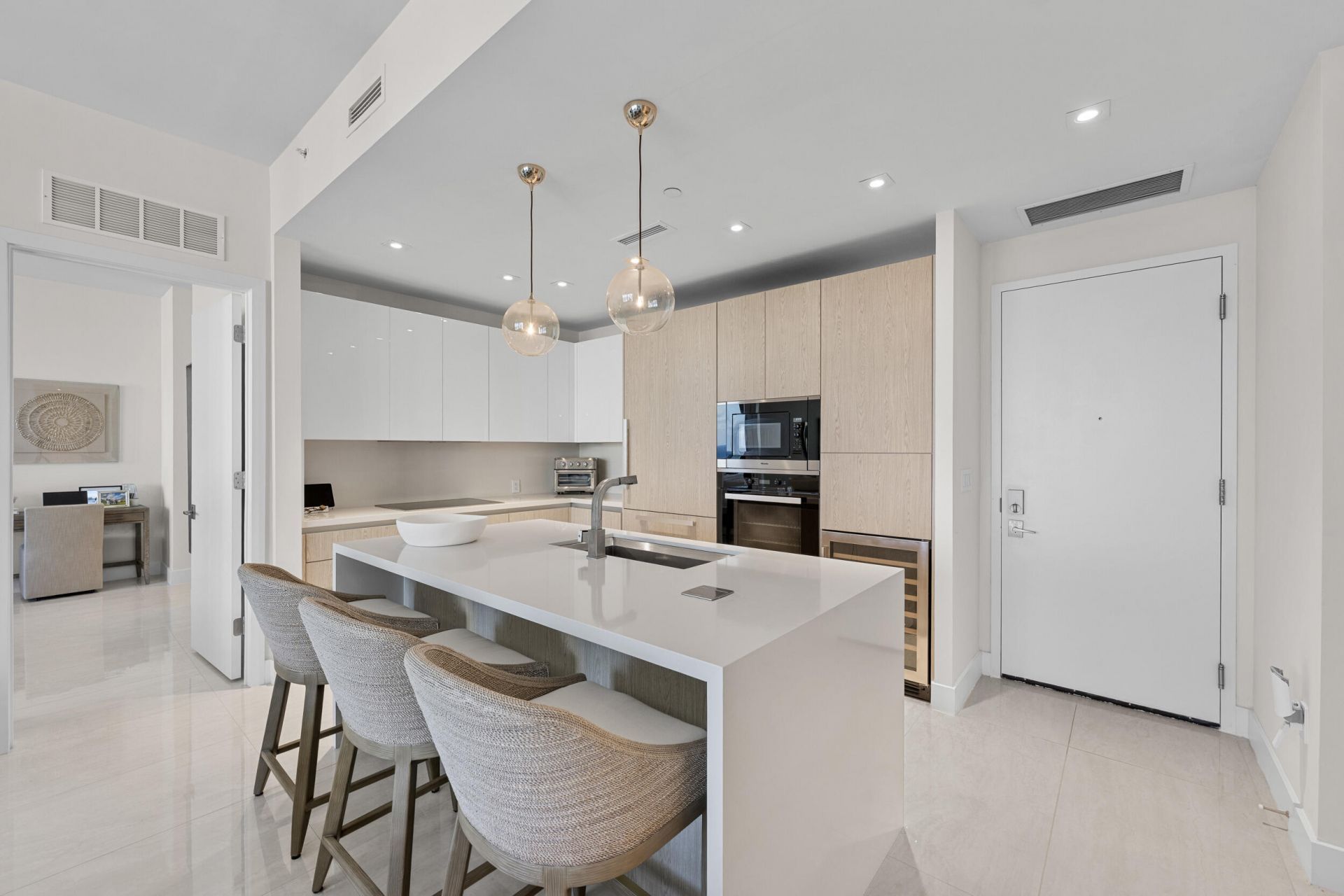 3100 N Ocean Drive, Unit H-1702, Singer Island, FL 33404 Photo