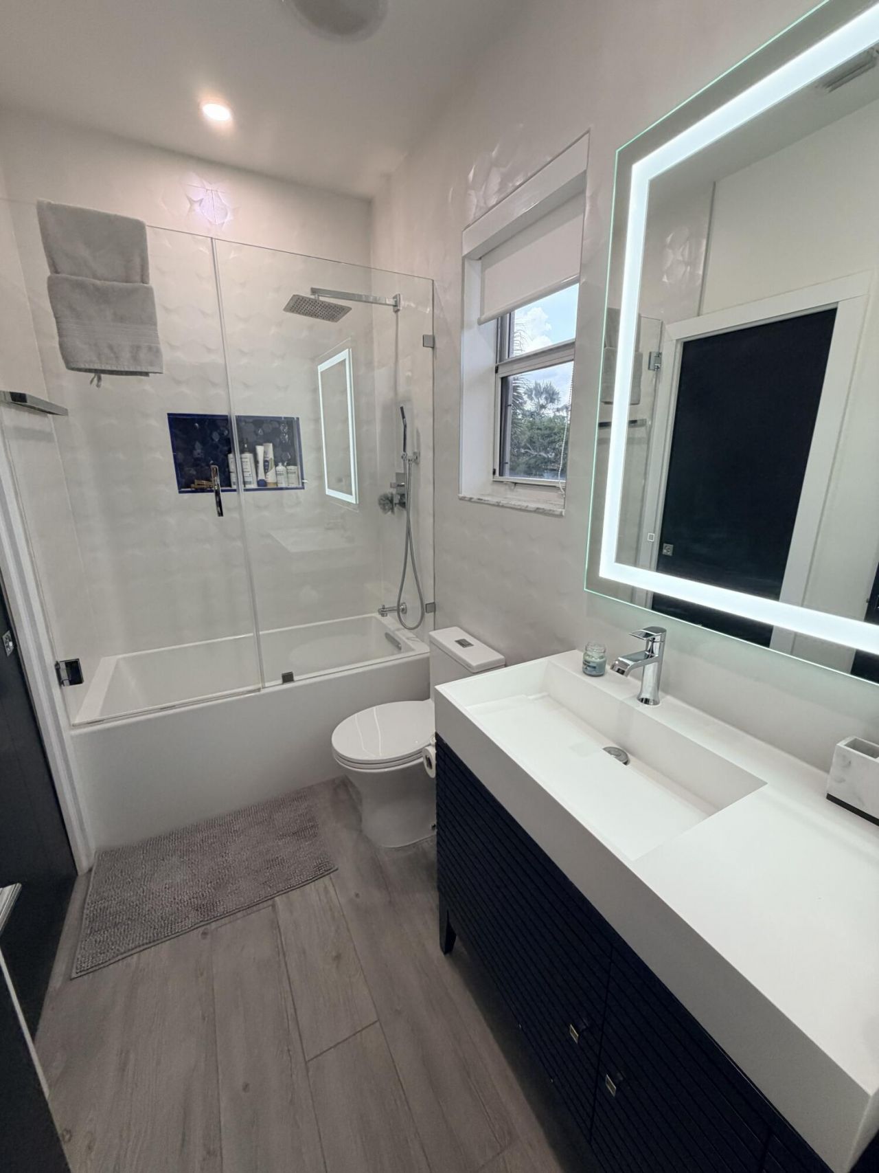 7952 NW 161st Terrace, Miami Lakes, FL 33016 Photo