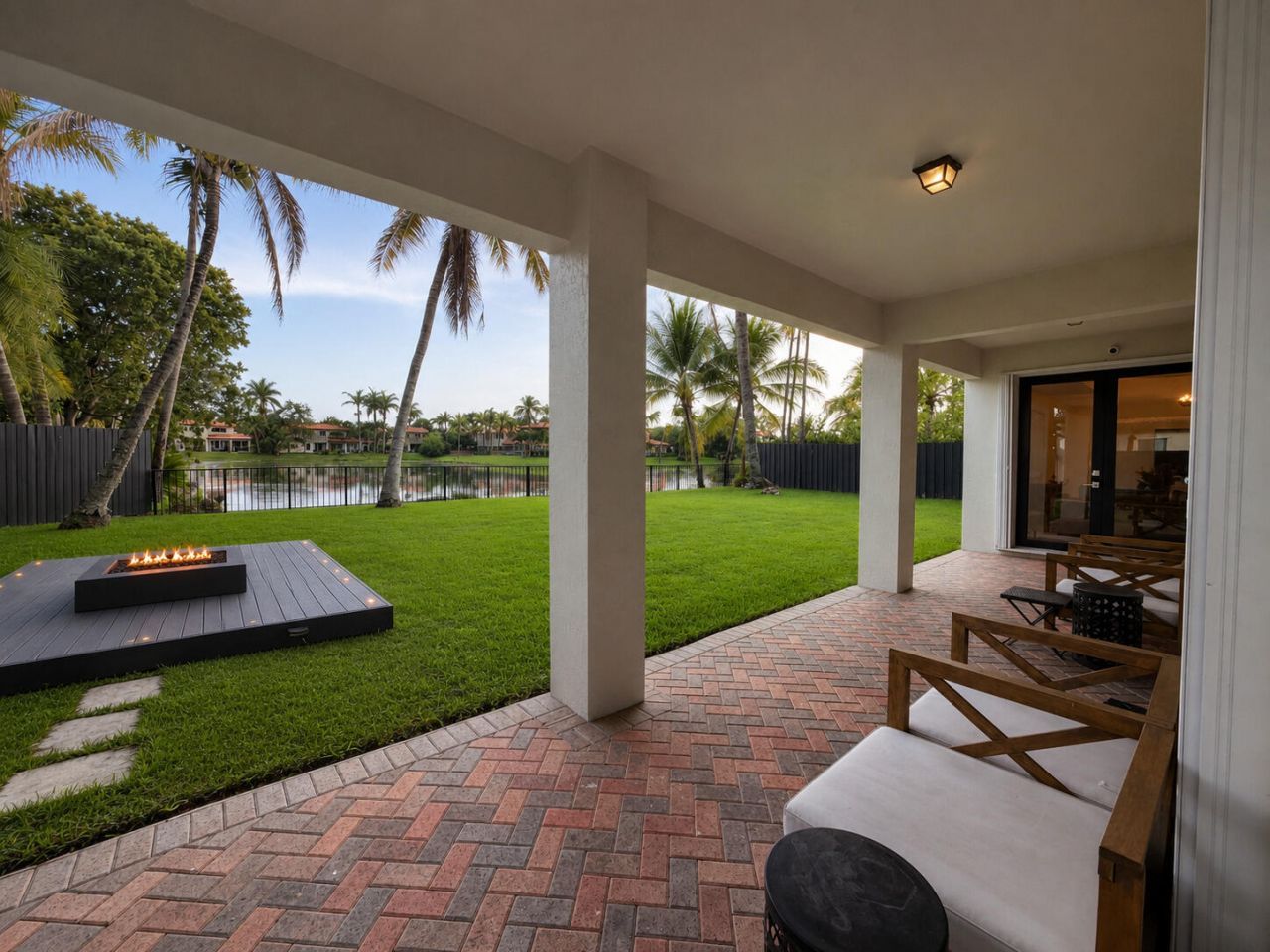 7952 NW 161st Terrace, Miami Lakes, FL 33016 Photo