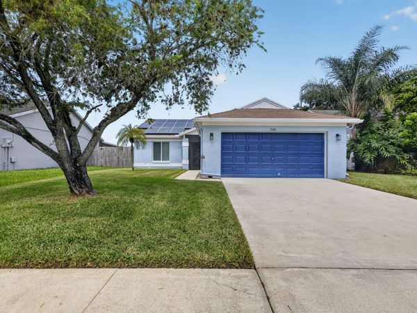 5108 Arbor Glen Circle, Lake Worth, FL 33463