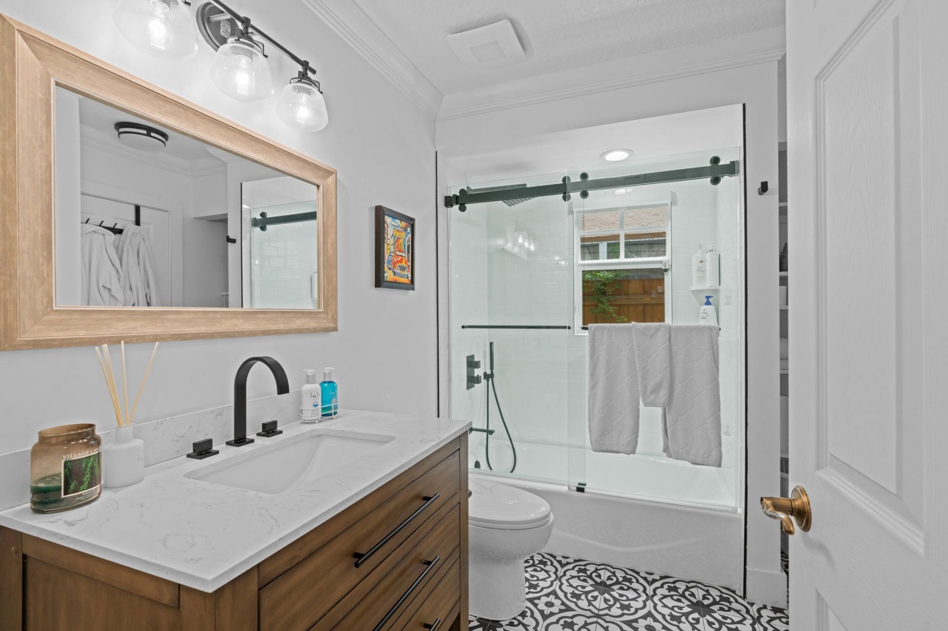 521 33rd Street, West Palm Beach, FL 33407 Photo