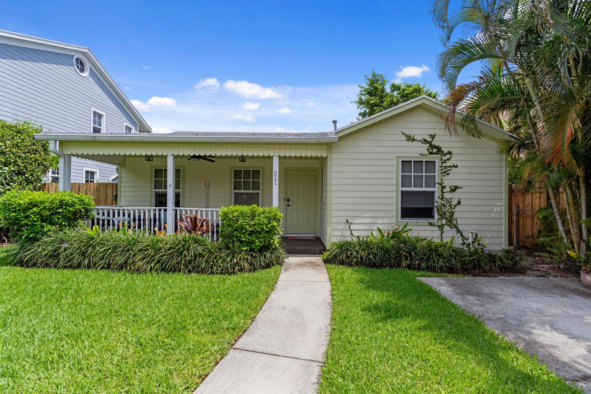 521 33rd Street, West Palm Beach, FL 33407 Photo