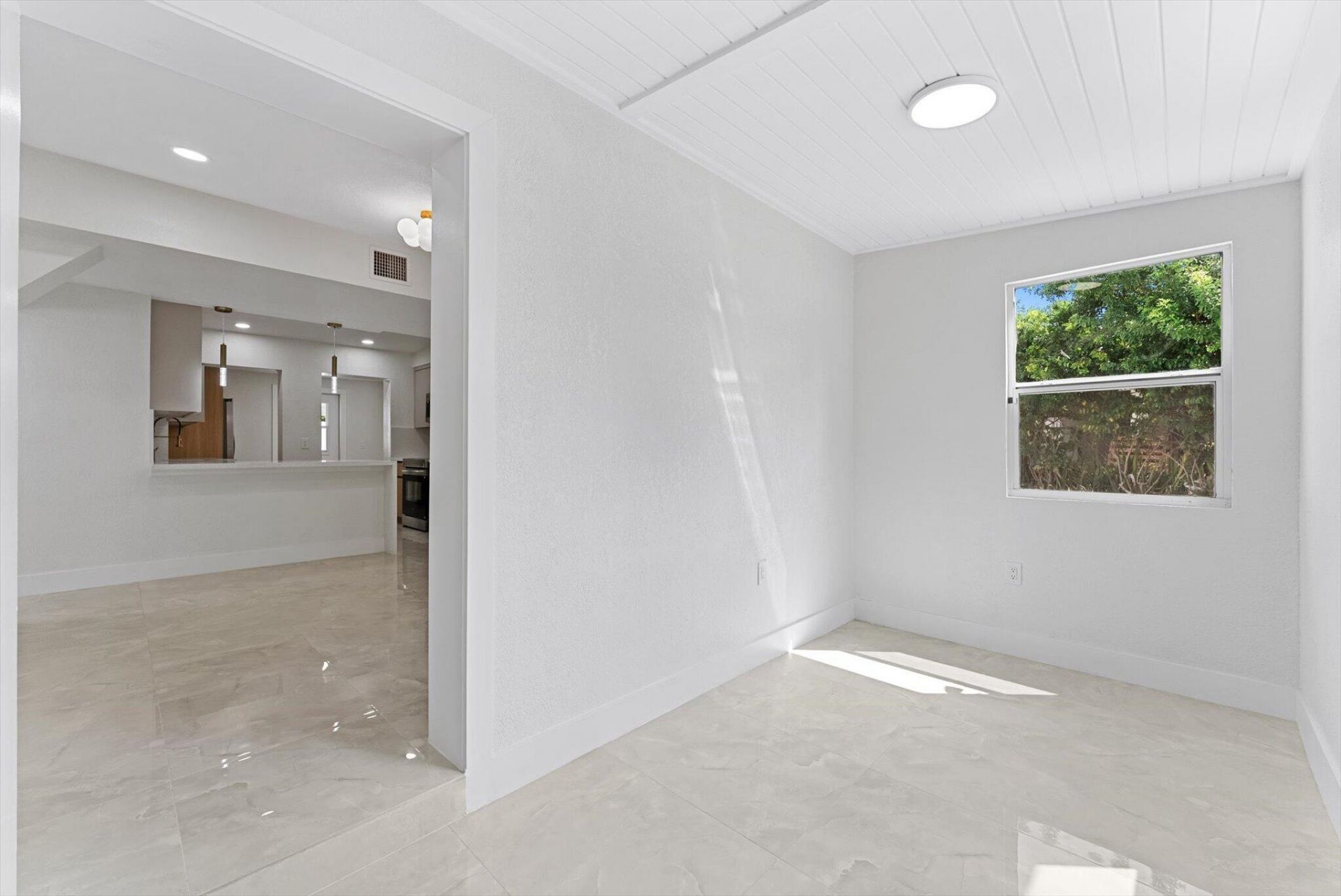 431 Ficus Tree Drive, Lantana, FL 33462 Photo