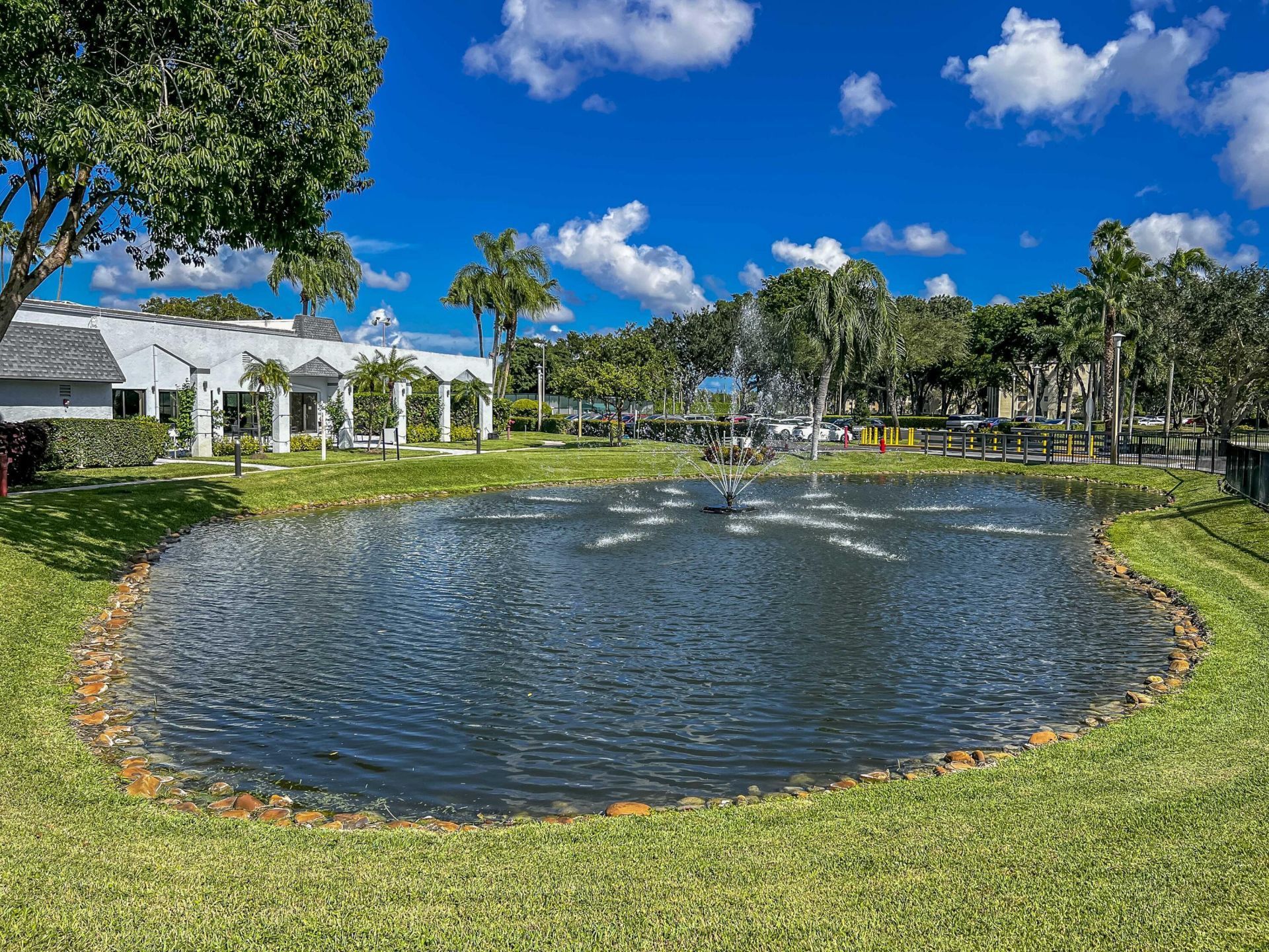 6795 Huntington Lane, Unit 406, Delray Beach, FL 33446 Photo
