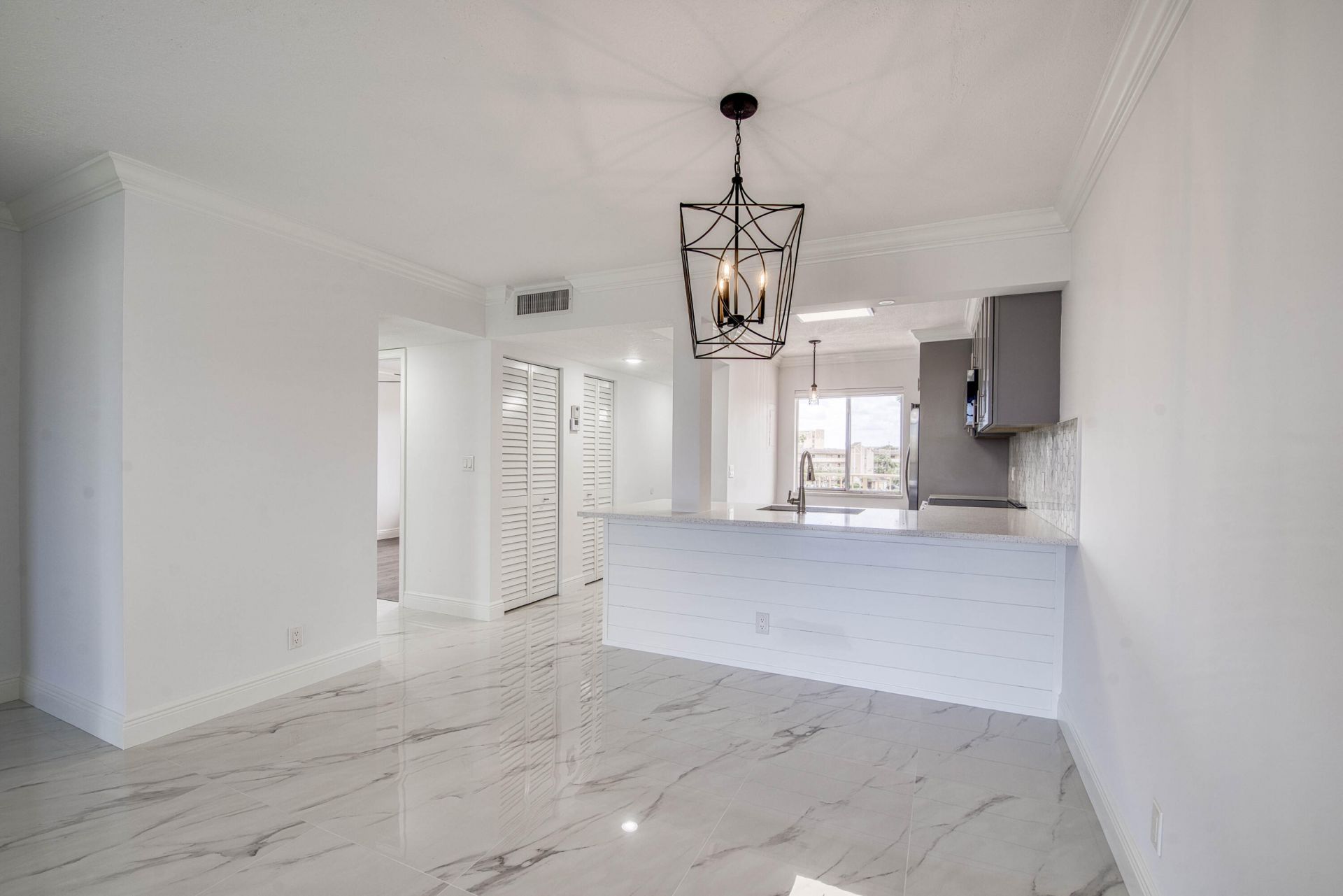 6795 Huntington Lane, Unit 406, Delray Beach, FL 33446 Photo
