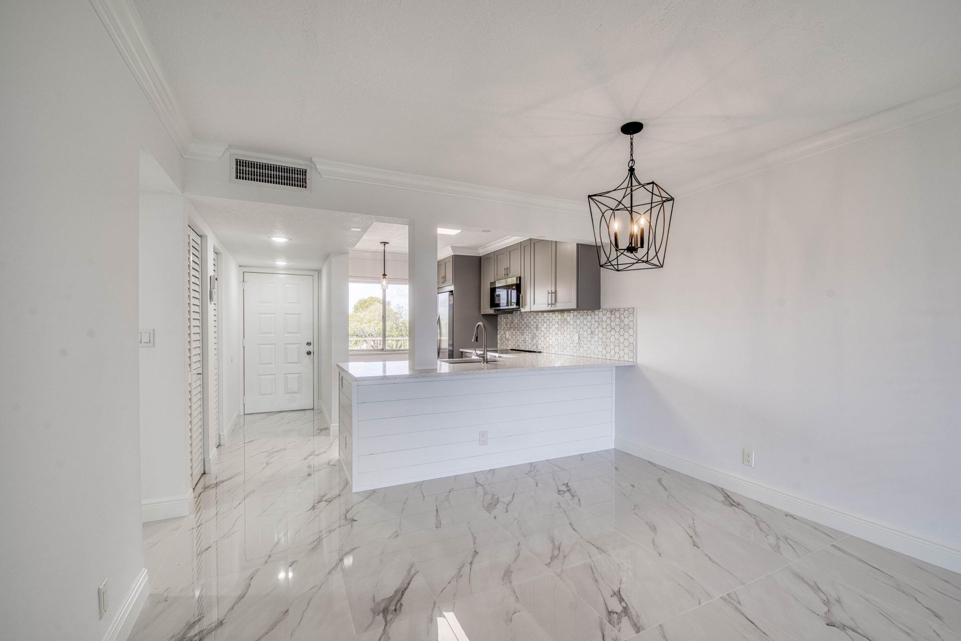6795 Huntington Lane, Unit 406, Delray Beach, FL 33446 Photo