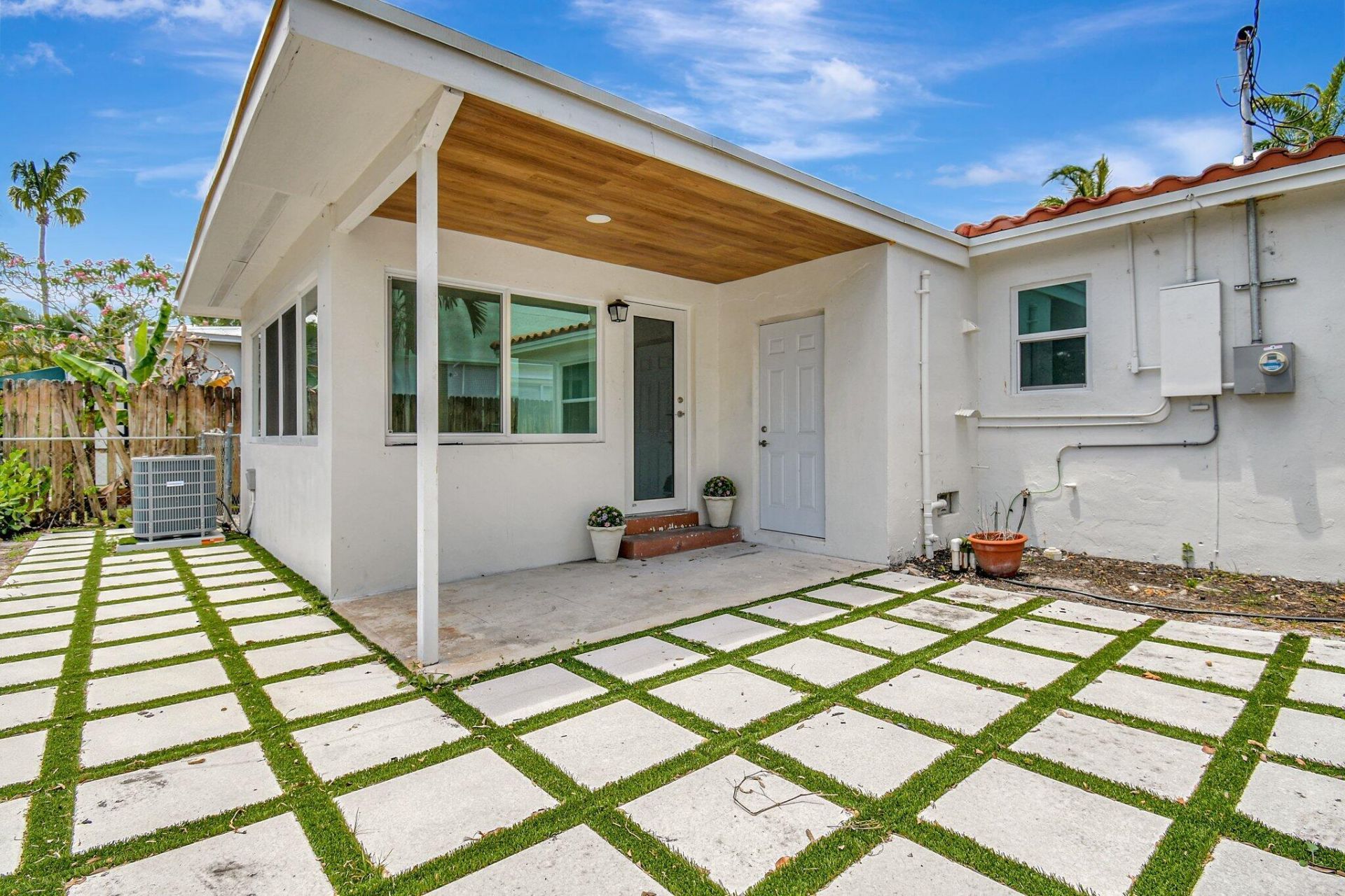 420 SW 13th Street, Fort Lauderdale, FL 33315 Photo