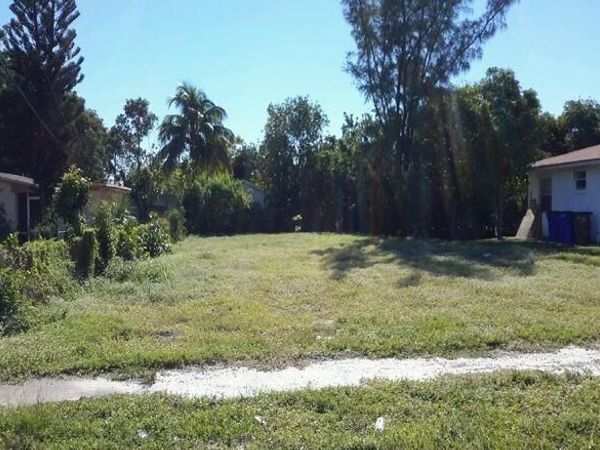 174 SW 5TH Street, Deerfield Beach, FL 33441