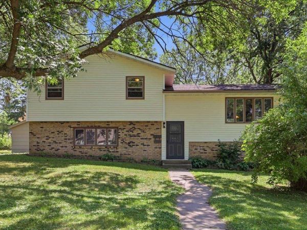 355 4th Avenue NW, Milaca, MN 56353