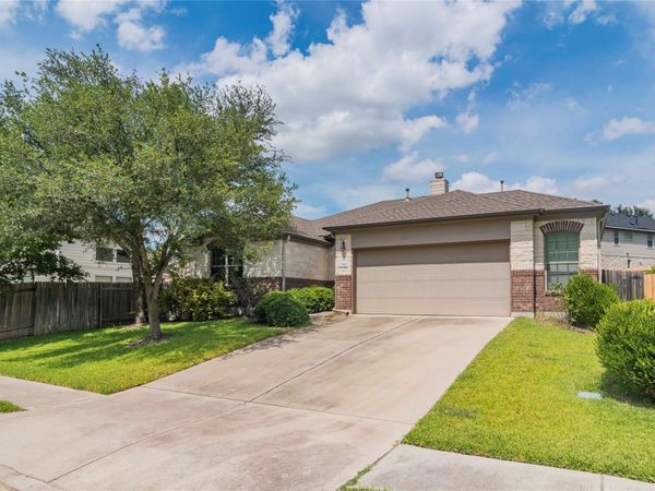 2542 Ravenwood DR , Round Rock, TX 78665