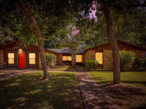 5800 Coolbrook DR, Austin, TX 78724
