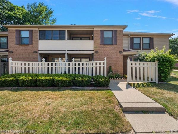 19572 Northridge Drive, Northville Township, Mi 48167