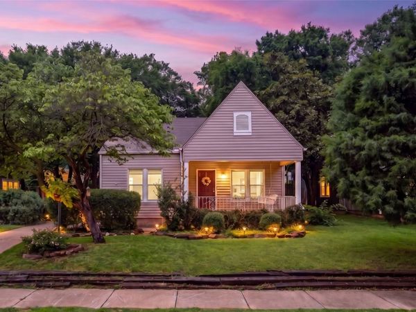 216 S Knoxville Avenue , Tulsa, OK 74112