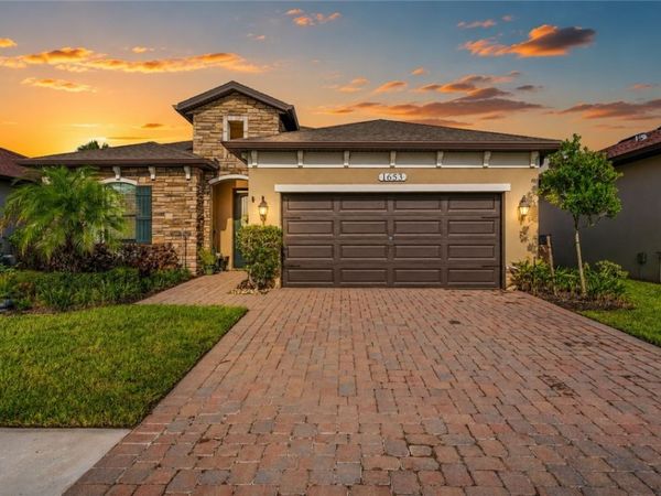 1653 Willows Square, Vero Beach, FL 32966