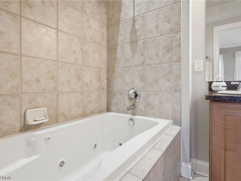 19942 Chagrin Boulevard, Shaker Heights, OH 44122 Photo 37