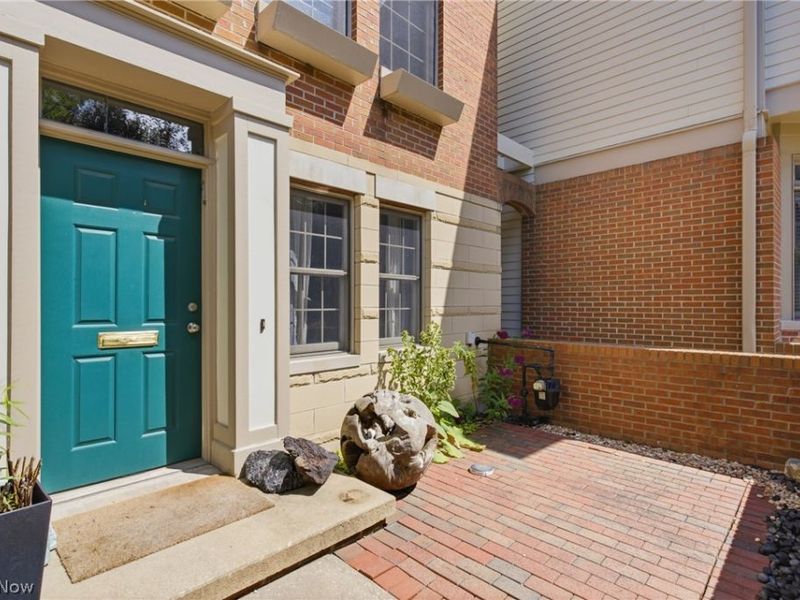 19942 Chagrin Boulevard, Shaker Heights, OH 44122 Photo 9