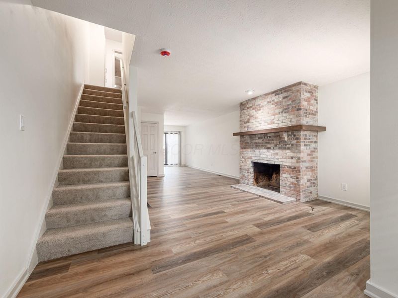 428 Edinburgh Road, Dublin, OH 43017 Photo 5