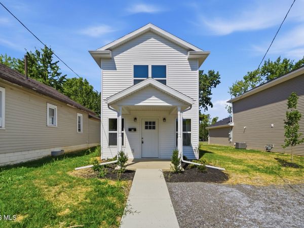 818 Holly Street , Lima, OH 45804