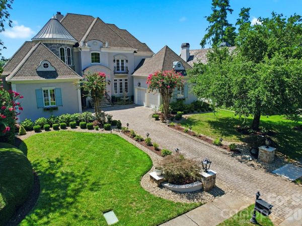 18332 Harbor Light Boulevard , Cornelius, NC 28031