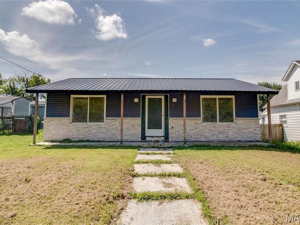 390 Dorsey Road , Gillespie, IL 62033