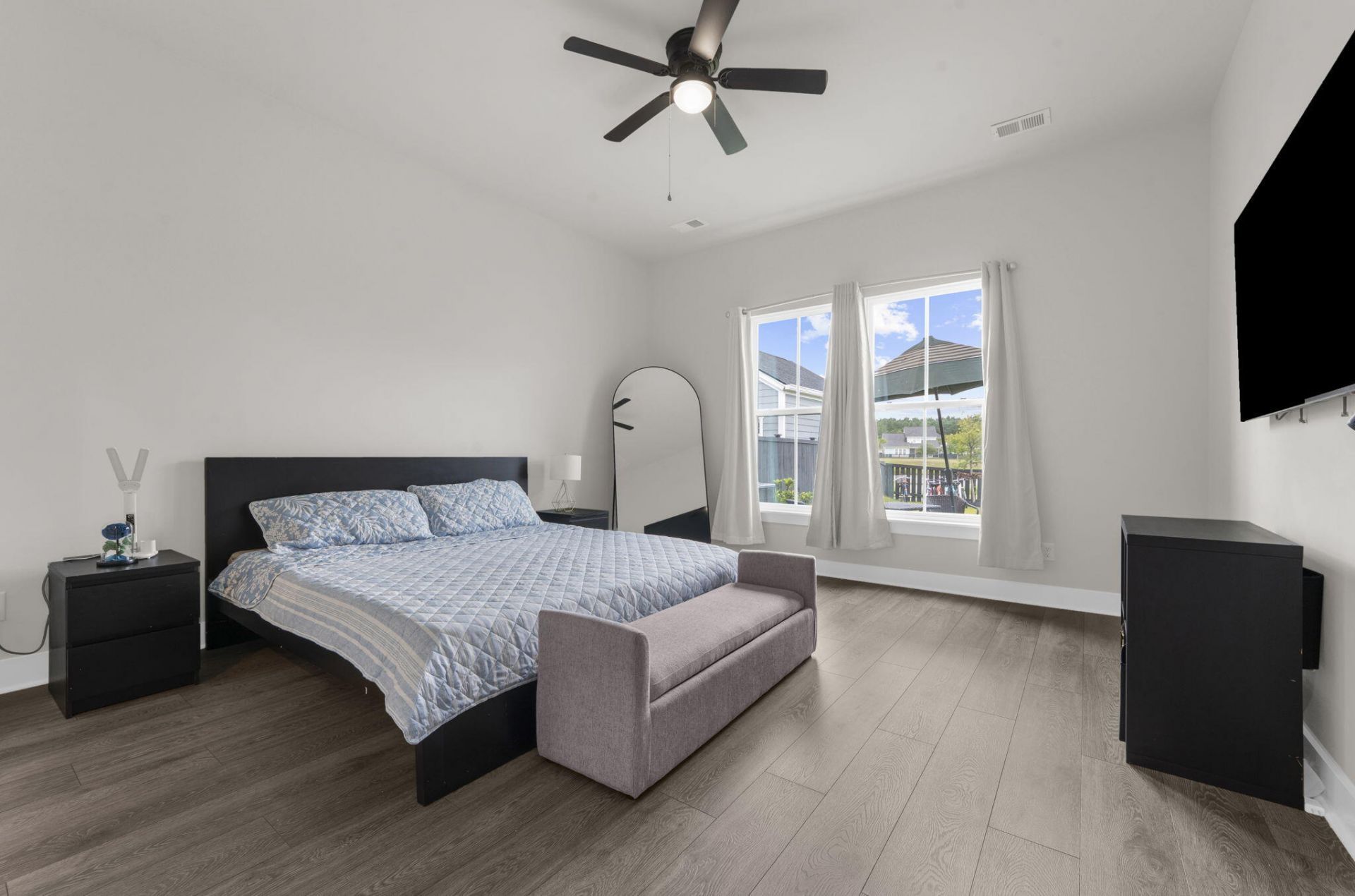 194 Ashworth Drive Photo 19