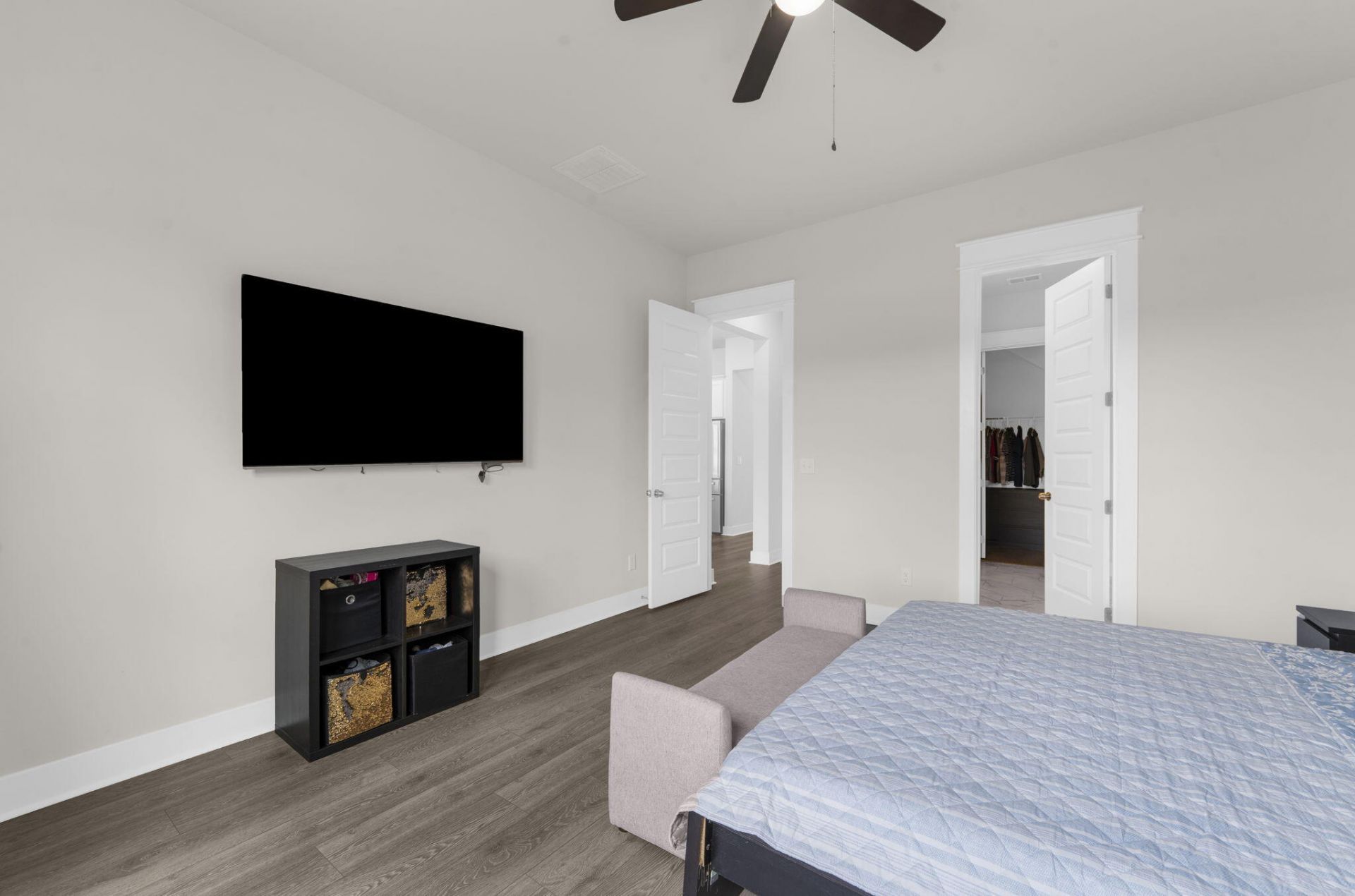 194 Ashworth Drive Photo 20