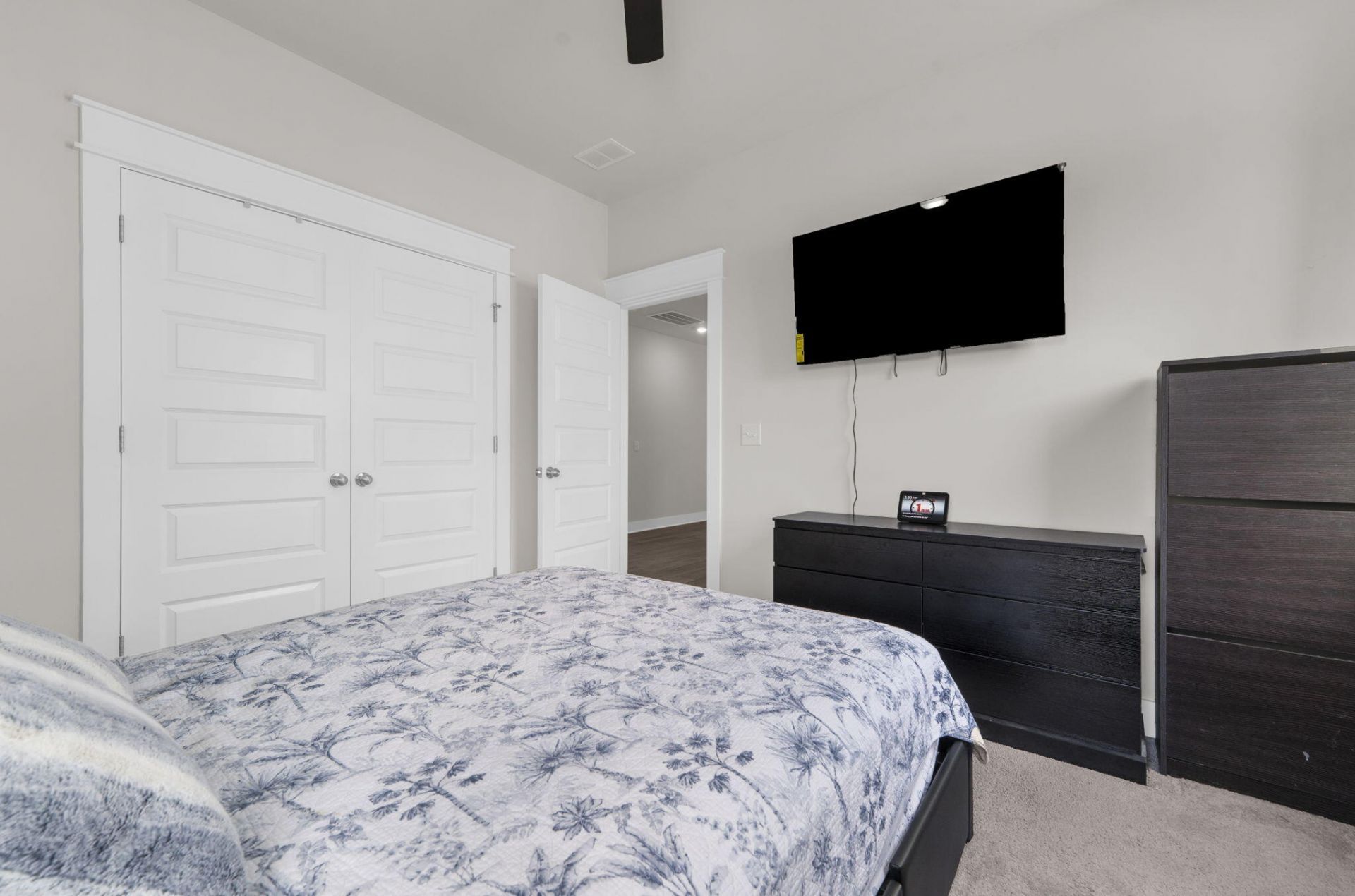 194 Ashworth Drive Photo 25