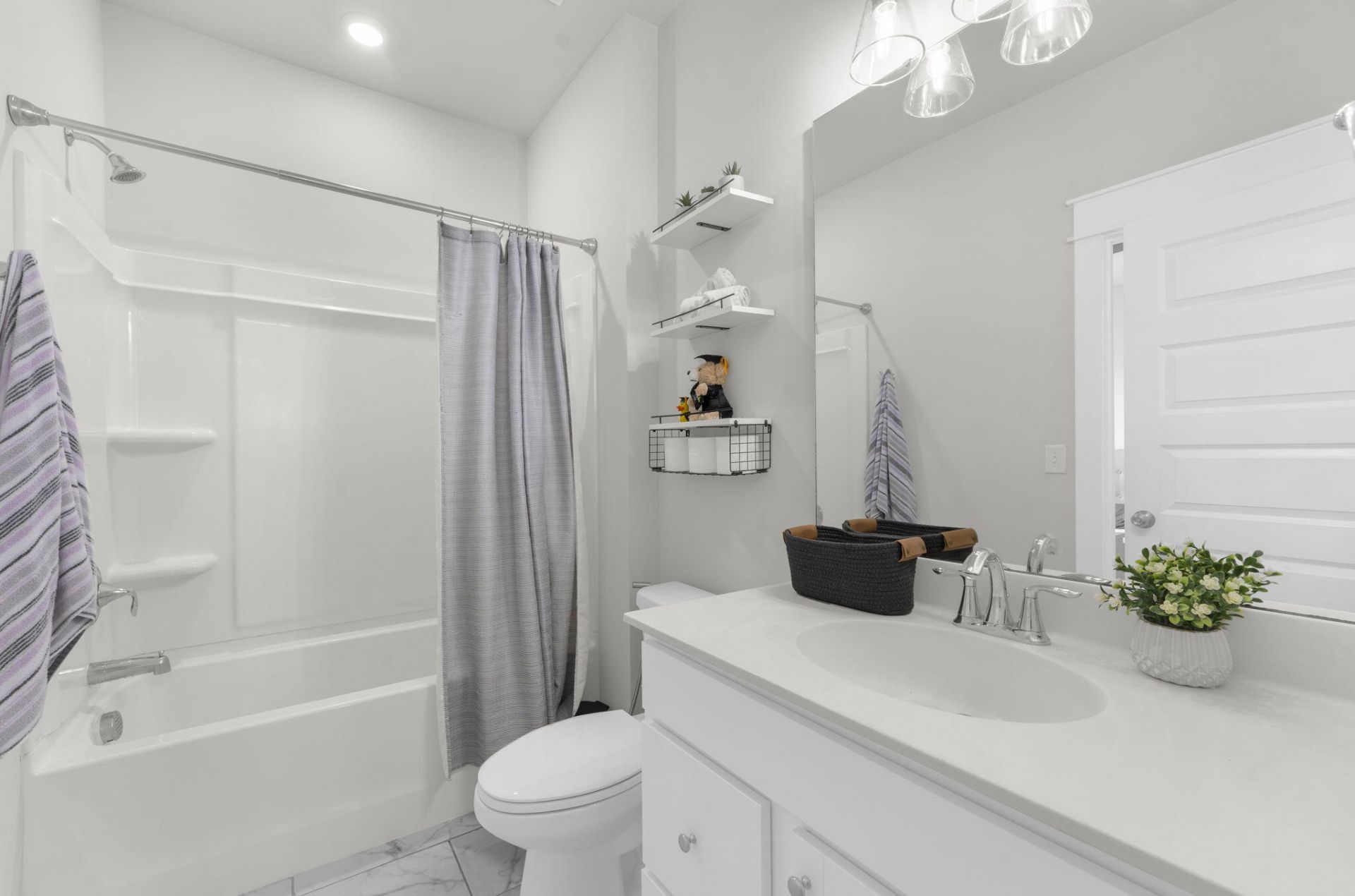194 Ashworth Drive Photo 33