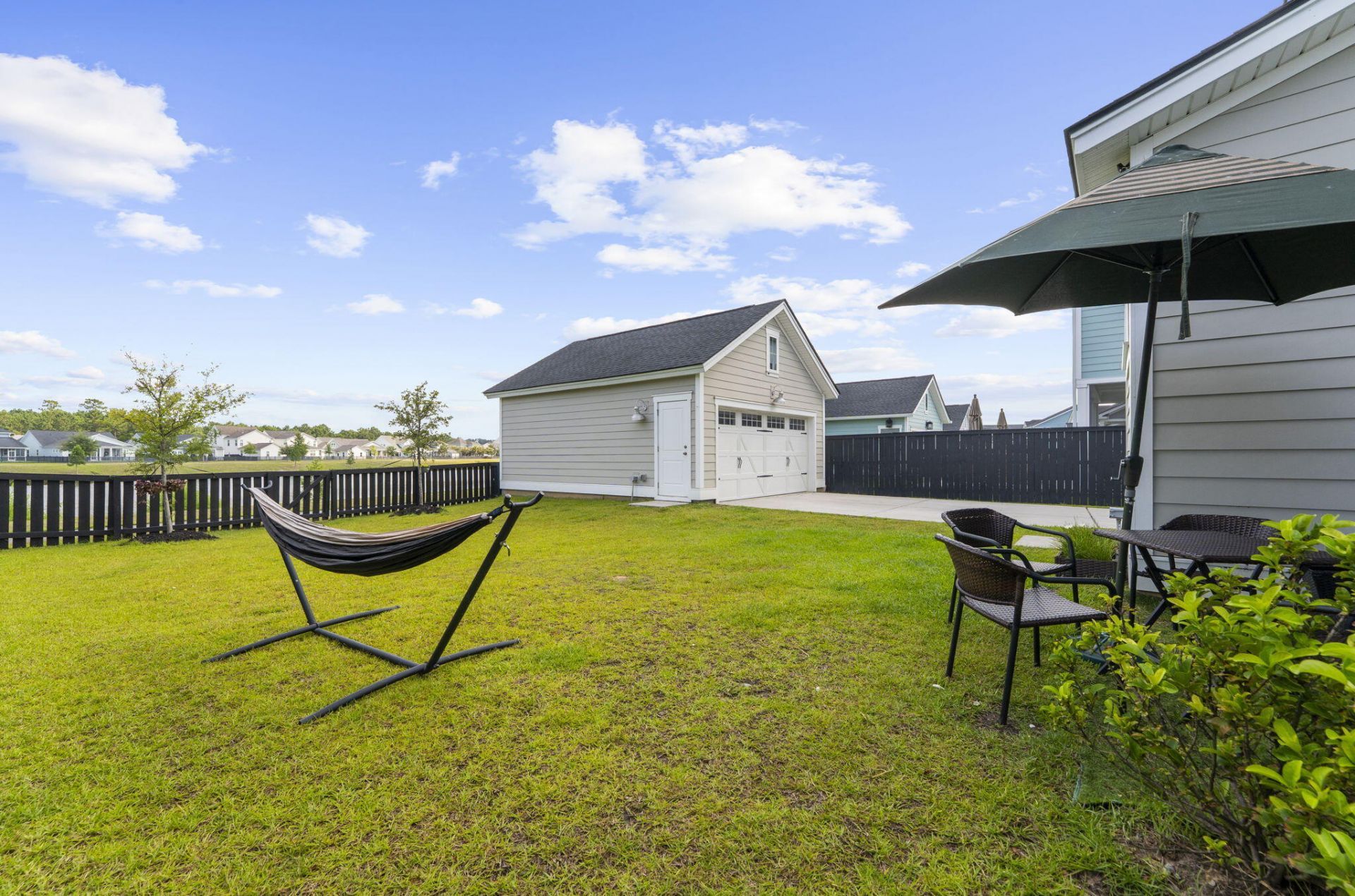 194 Ashworth Drive Photo 37