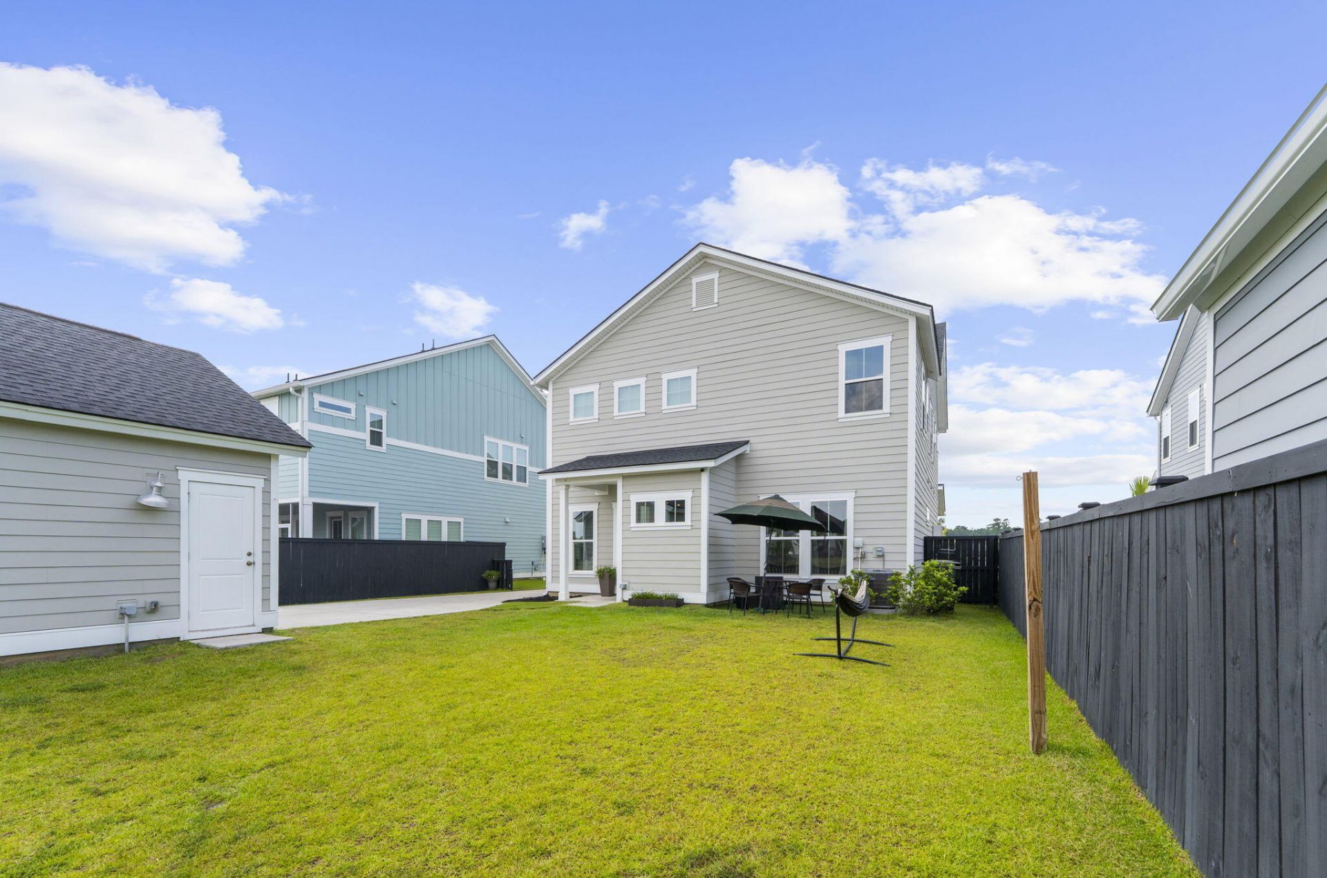 194 Ashworth Drive Photo 38