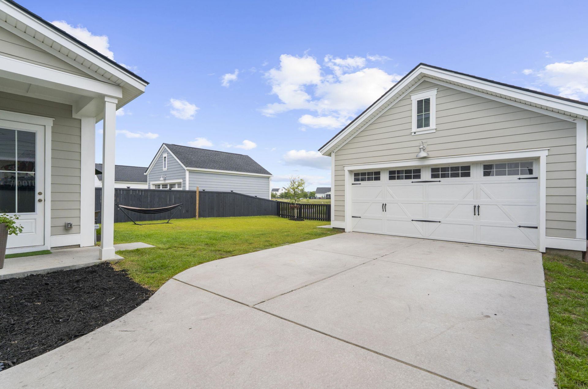 194 Ashworth Drive Photo 42