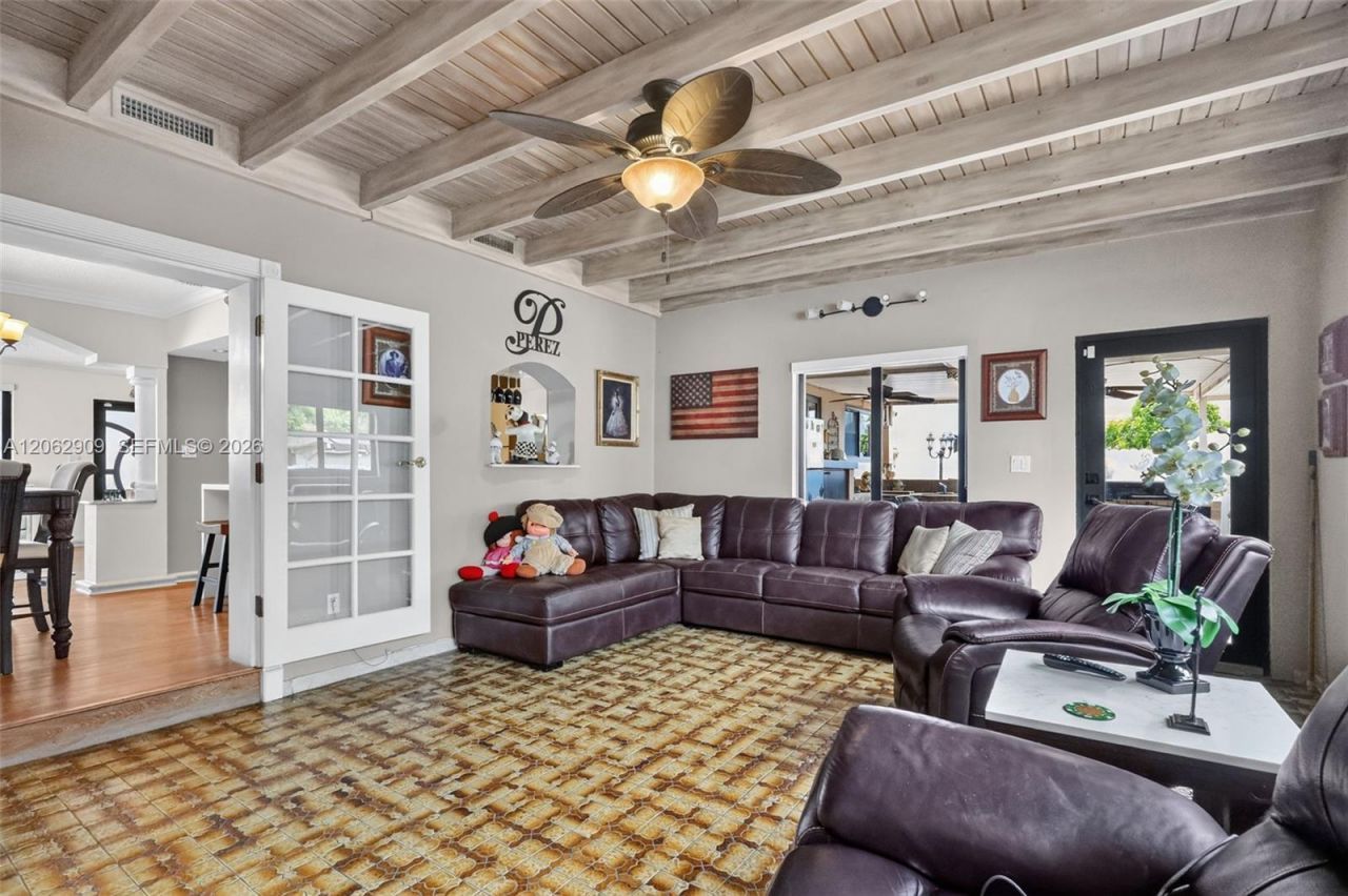 Please Call For Address, Hialeah, FL 33012 Photo