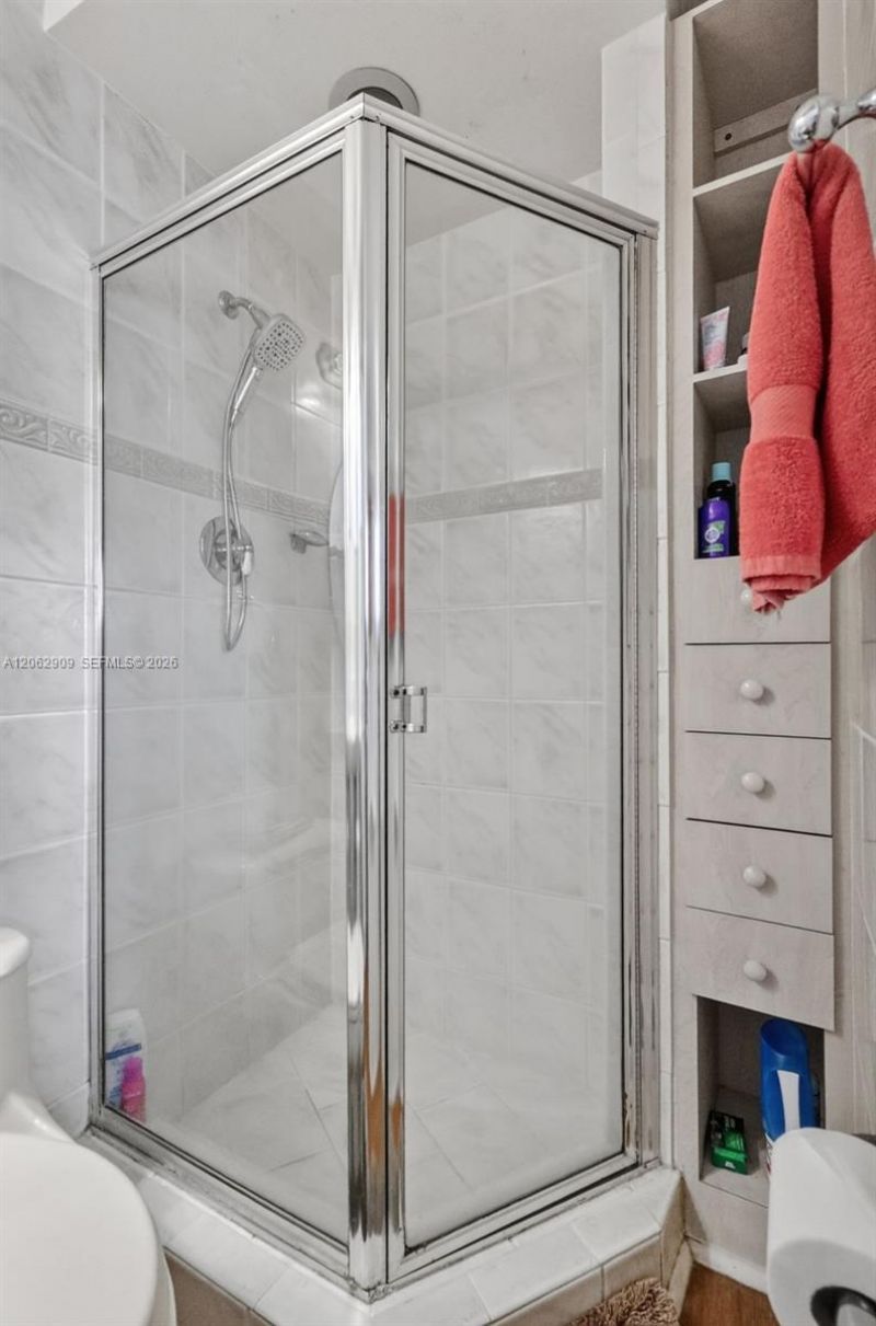 Please Call For Address, Hialeah, FL 33012 Photo