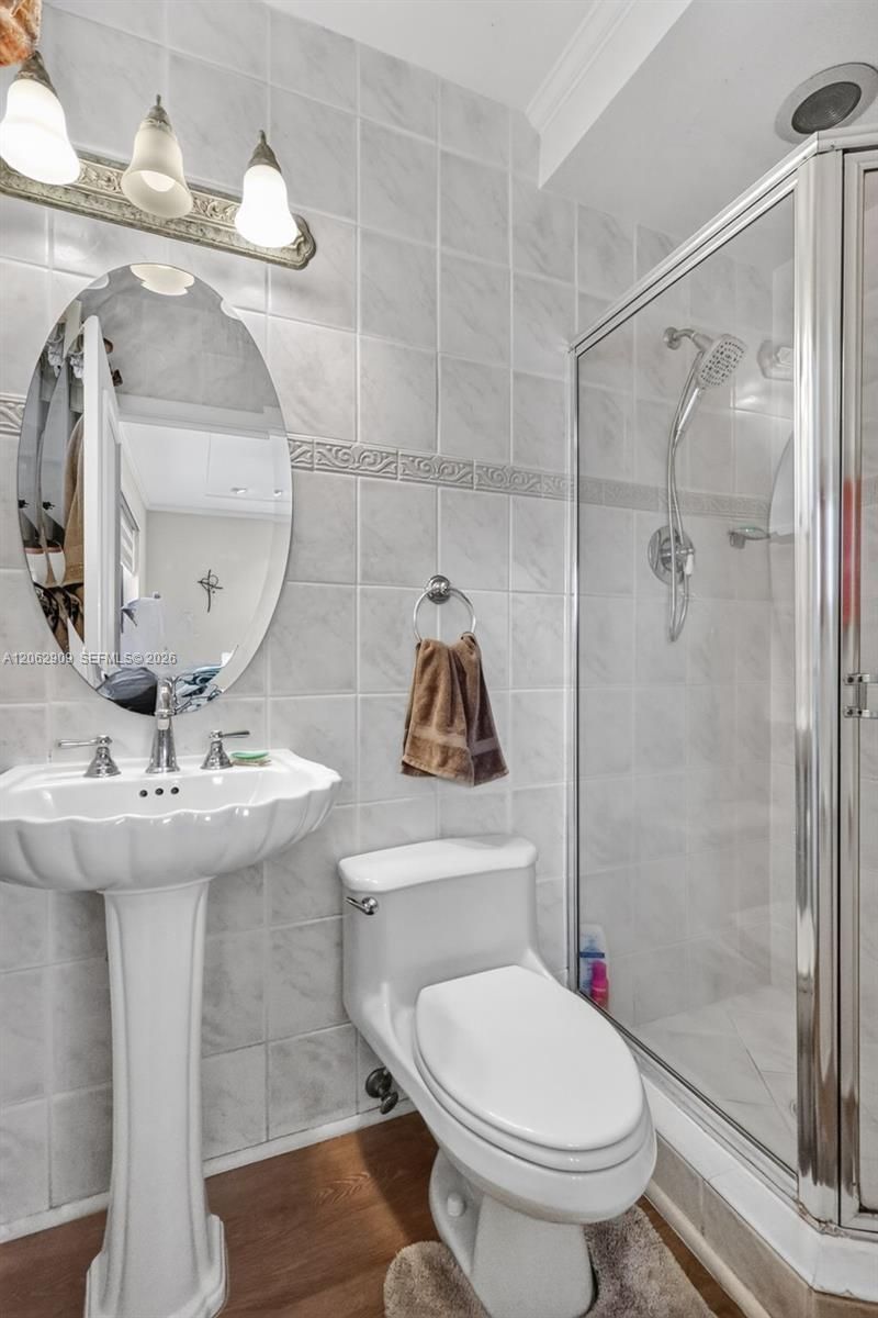 Please Call For Address, Hialeah, FL 33012 Photo
