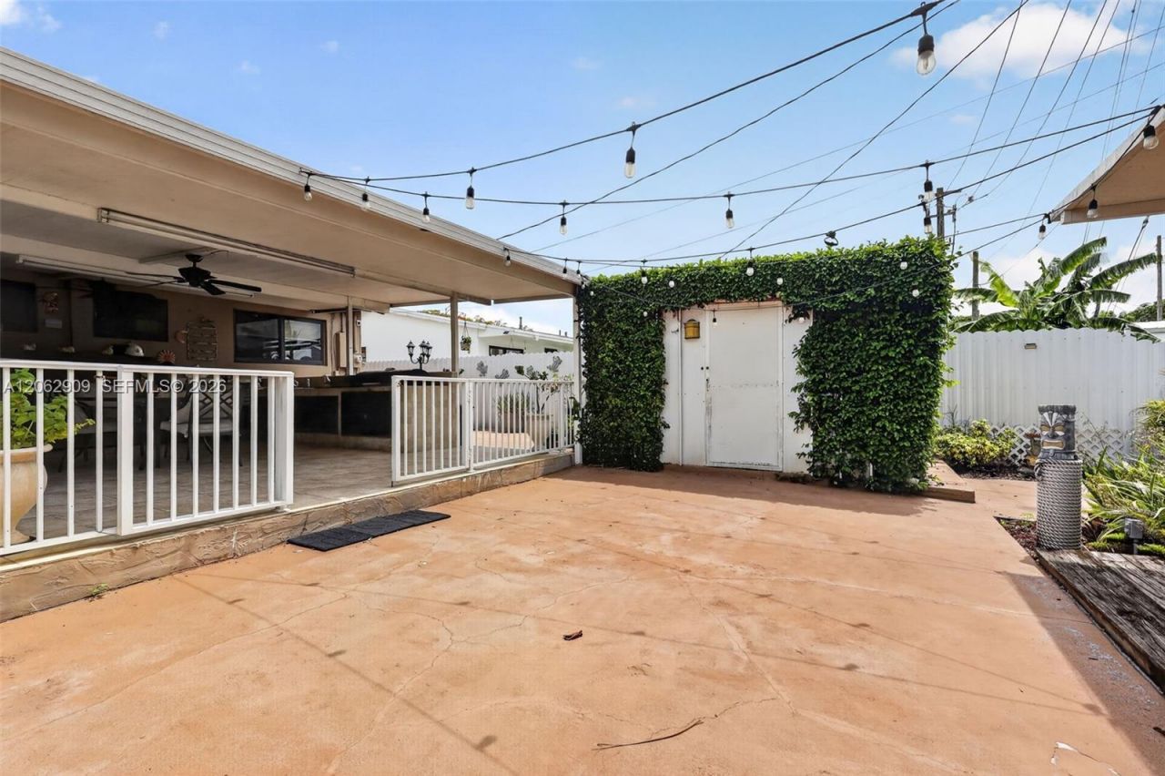 Please Call For Address, Hialeah, FL 33012 Photo