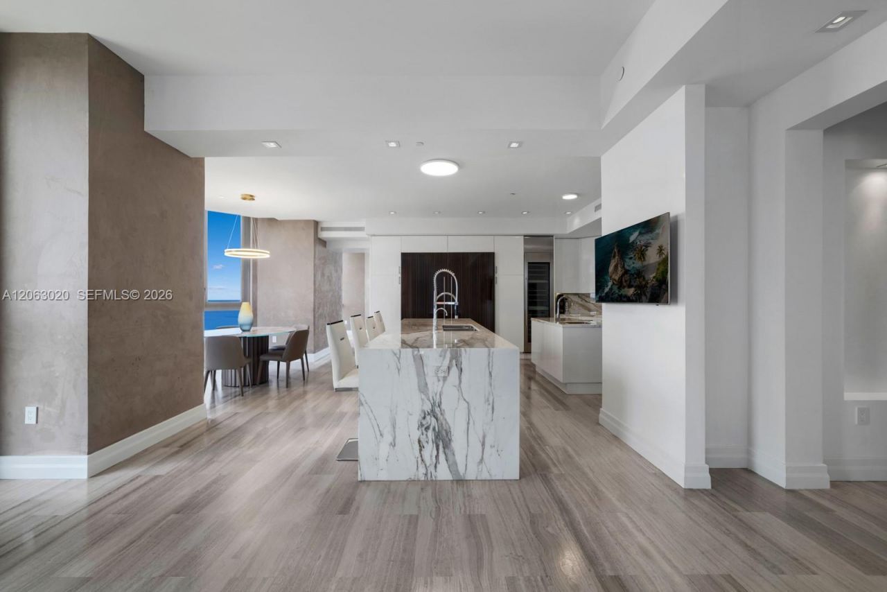 17749 Collins Ave , Unit 601, Sunny Isles Beach, FL 33160 Photo