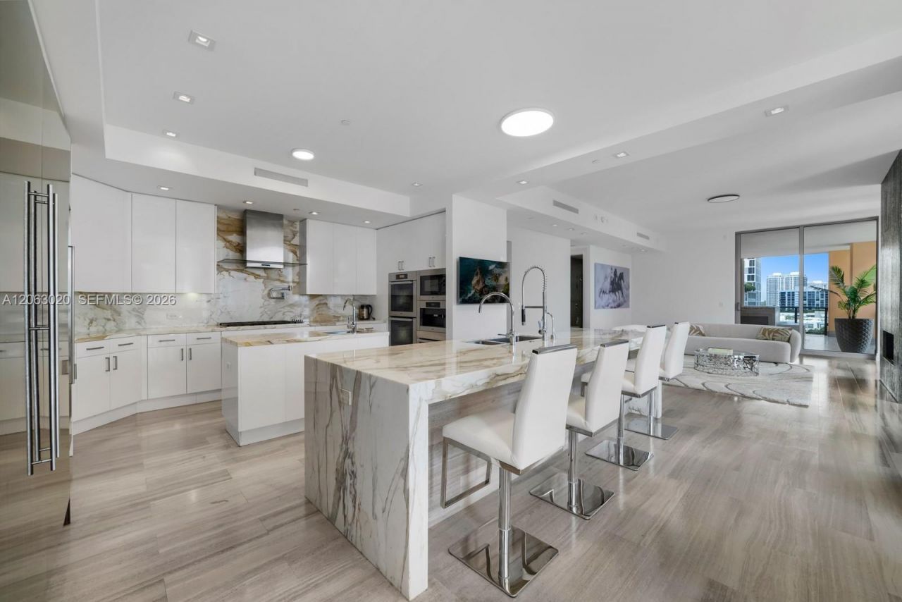 17749 Collins Ave , Unit 601, Sunny Isles Beach, FL 33160 Photo